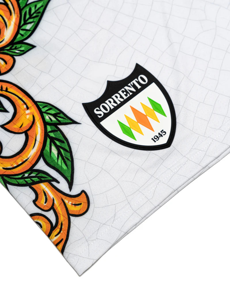 Shorts Away by Ezeta